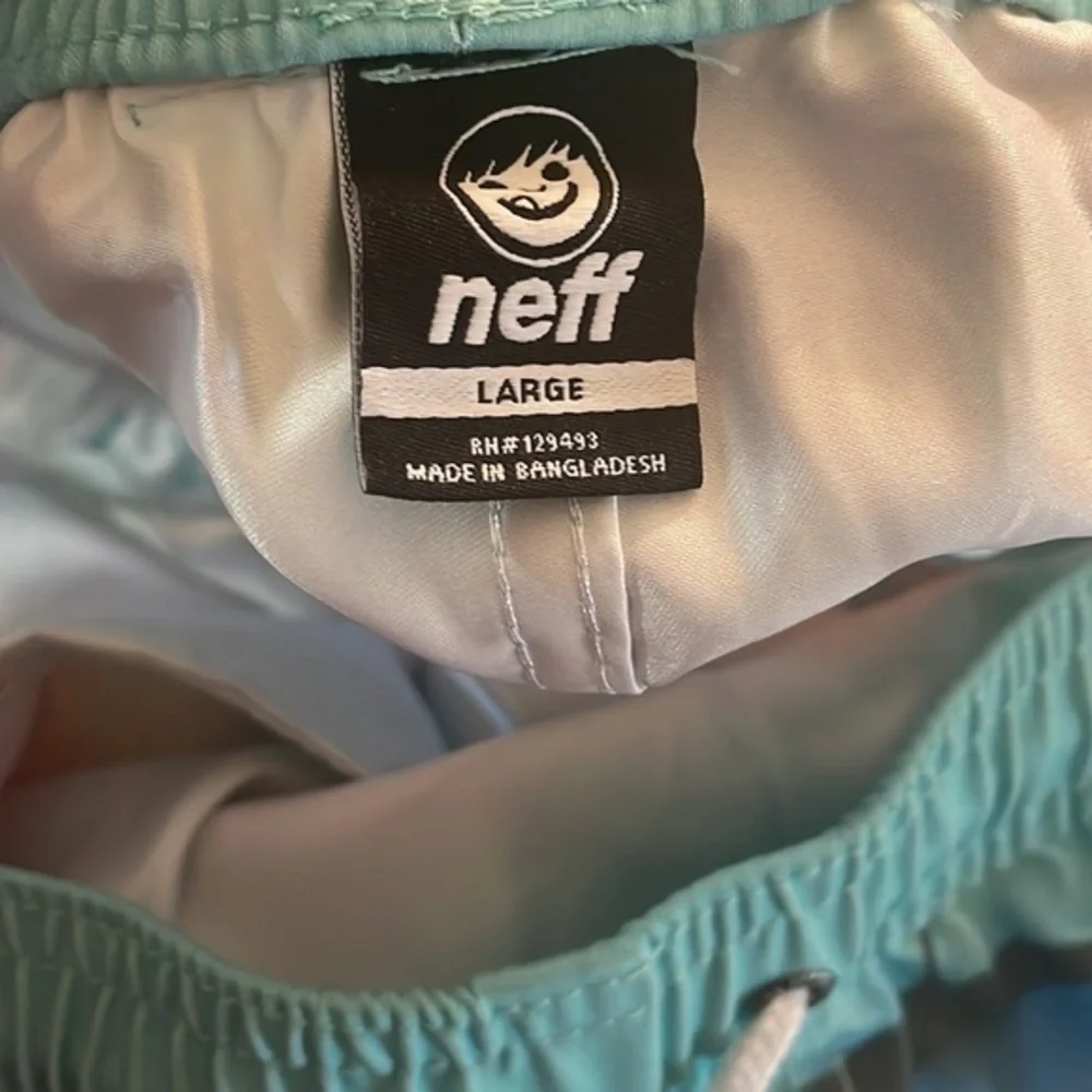 Neff Mens Vlly Hot Tub duck blue swim wear NWT Sz Large